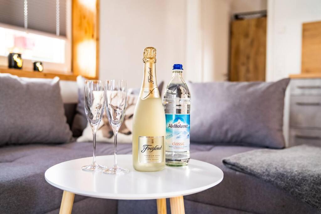 Neu Renoviertes Ferienhaus/Wohnunng Kleine Auszeit Sonnenbühl Kültér fotó
