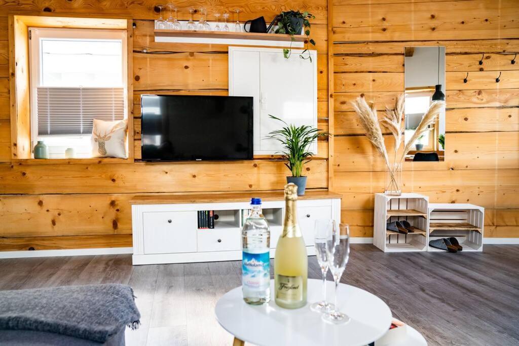 Neu Renoviertes Ferienhaus/Wohnunng Kleine Auszeit Sonnenbühl Kültér fotó